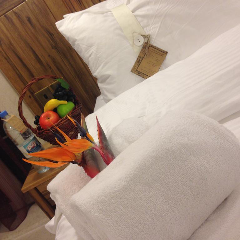Assaha Ghobeiry Hotel Beyrut Oda fotoğraf
